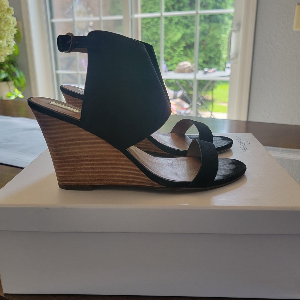 Halogen Haclarette-Lea  Black and Tan Open Toe Wedge Sandals